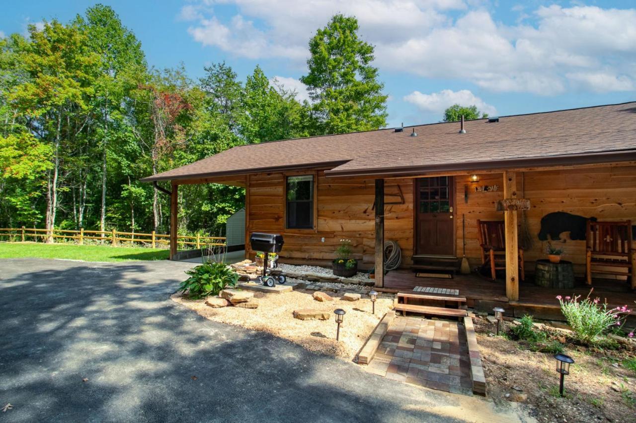 Forest Home Hot Tub Fire Pit Pool Table Pigeon Forge Exteriér fotografie