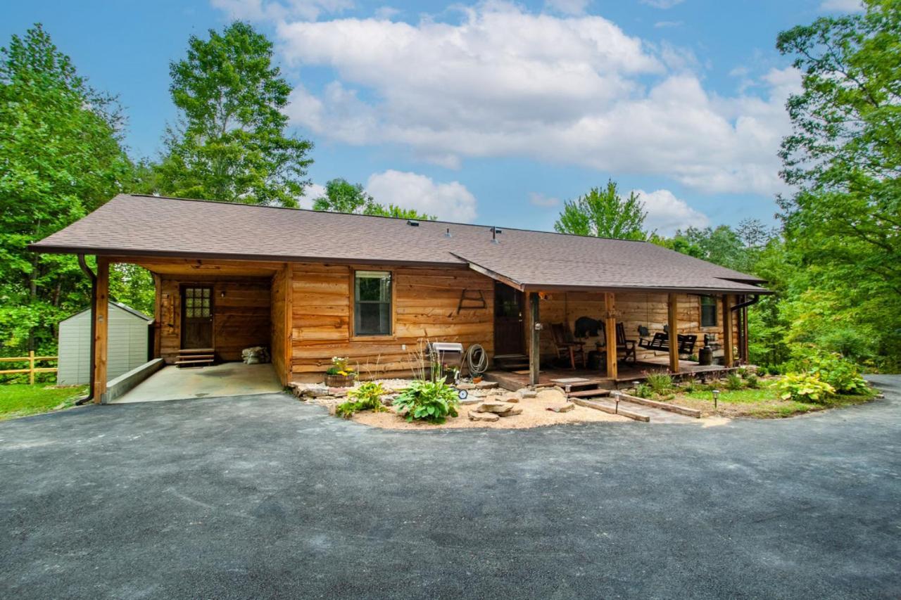 Forest Home Hot Tub Fire Pit Pool Table Pigeon Forge Exteriér fotografie