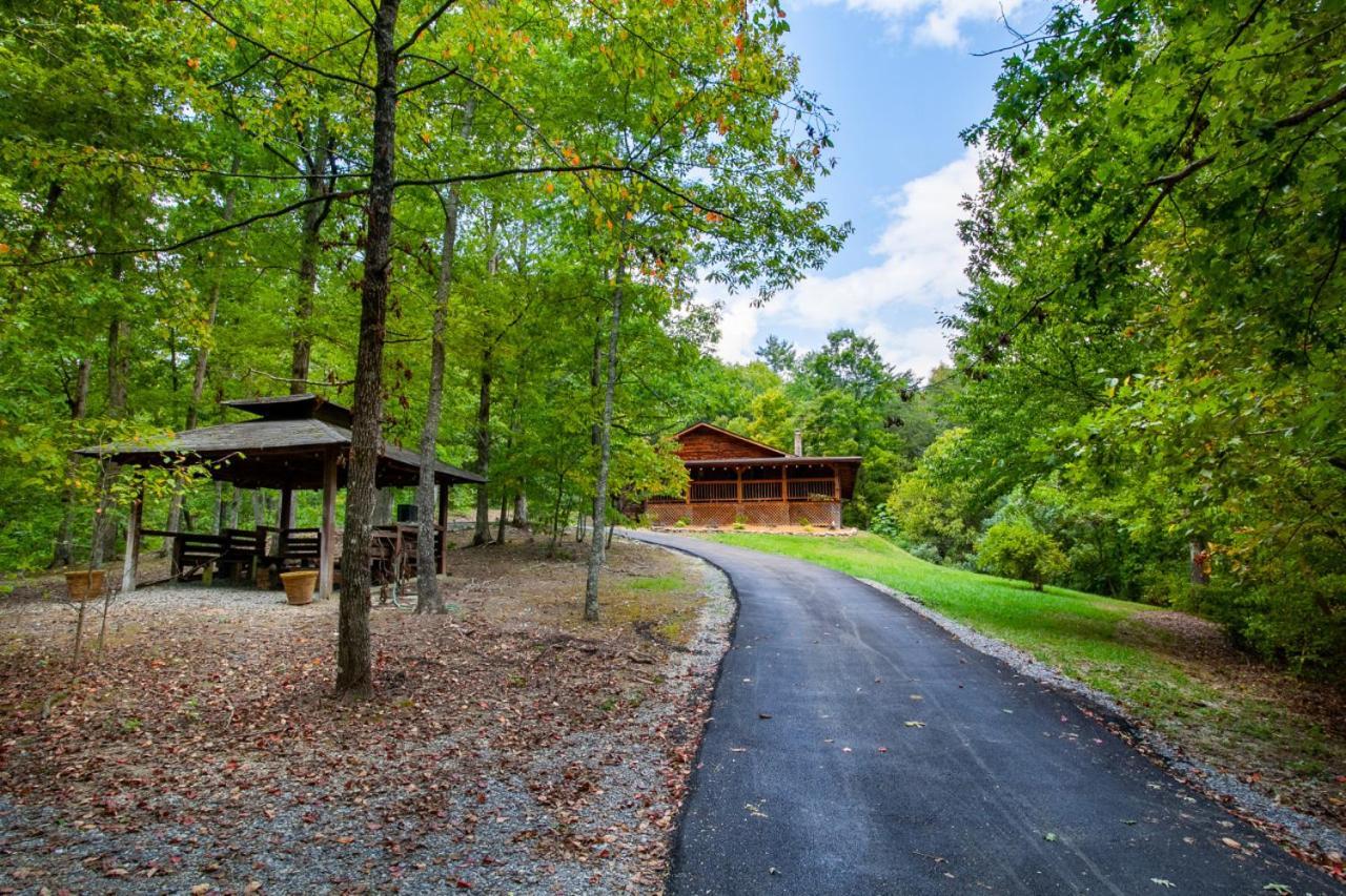 Forest Home Hot Tub Fire Pit Pool Table Pigeon Forge Exteriér fotografie